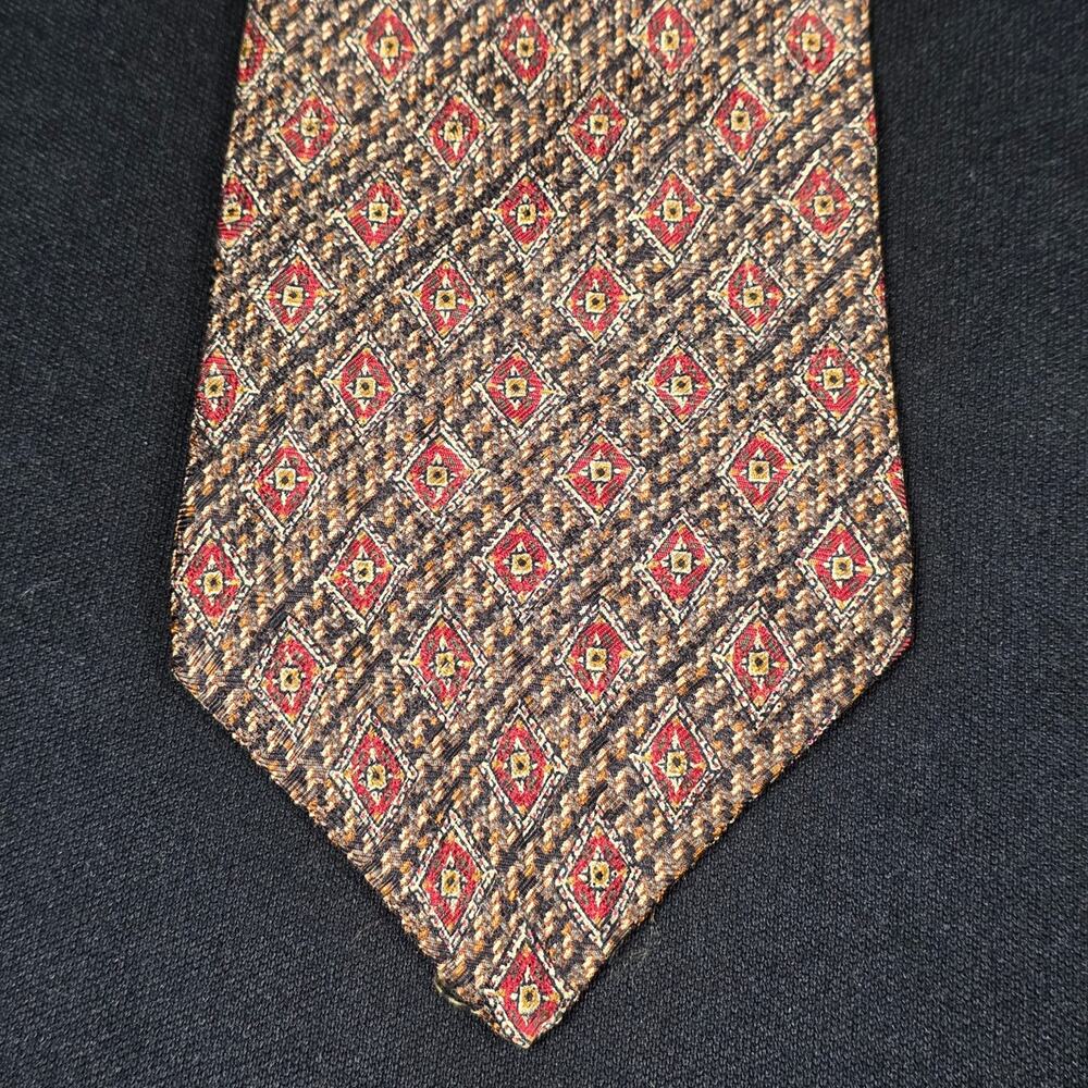 Hunt Club Men’s Brown Red Gold Geometric Pattern 100% Silk Tie